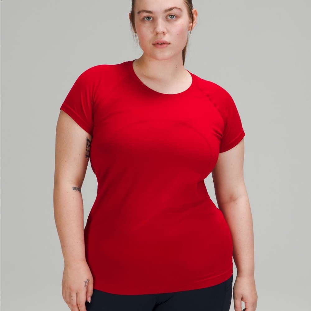 Lululemon swiftly tech short sleeve 2.0